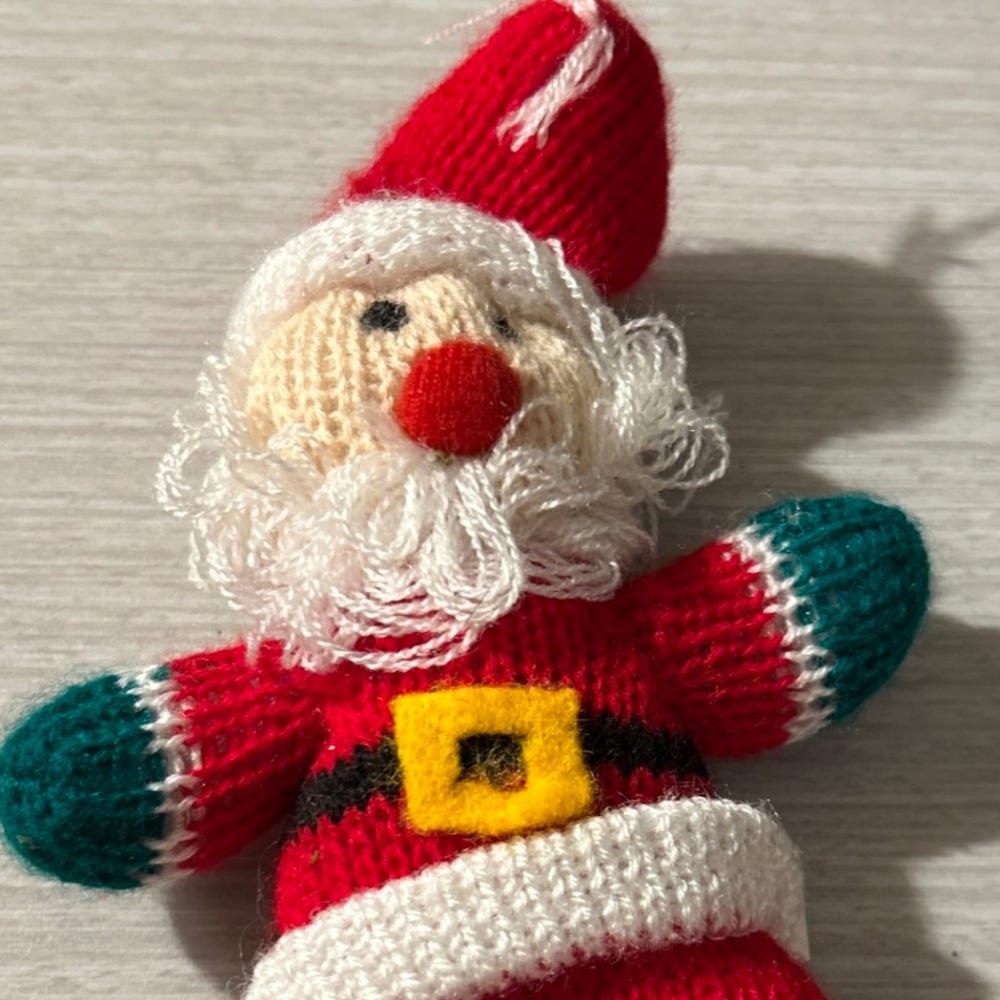 Vintage 2005 Fourstar Group Yarn Santa Ornament 6"